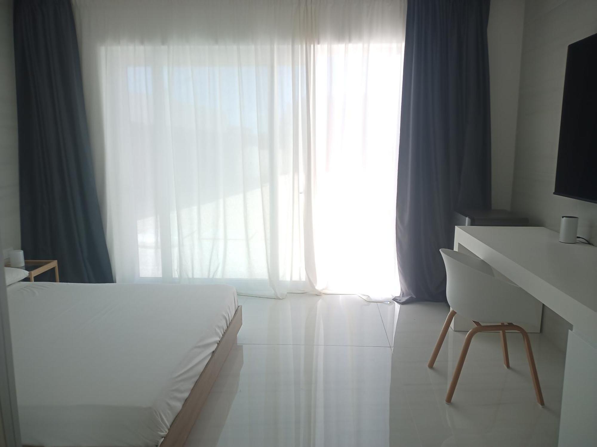 Smart Luxury Suites & Apartments Orosei Bilik gambar